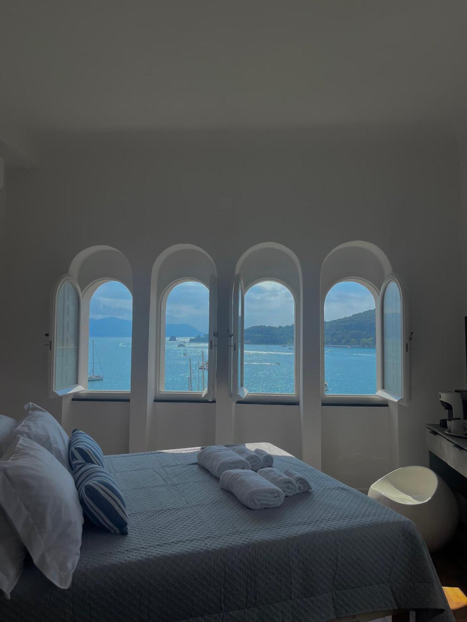 Le Finestre Veneris Hotel Porto Venere Luaran gambar