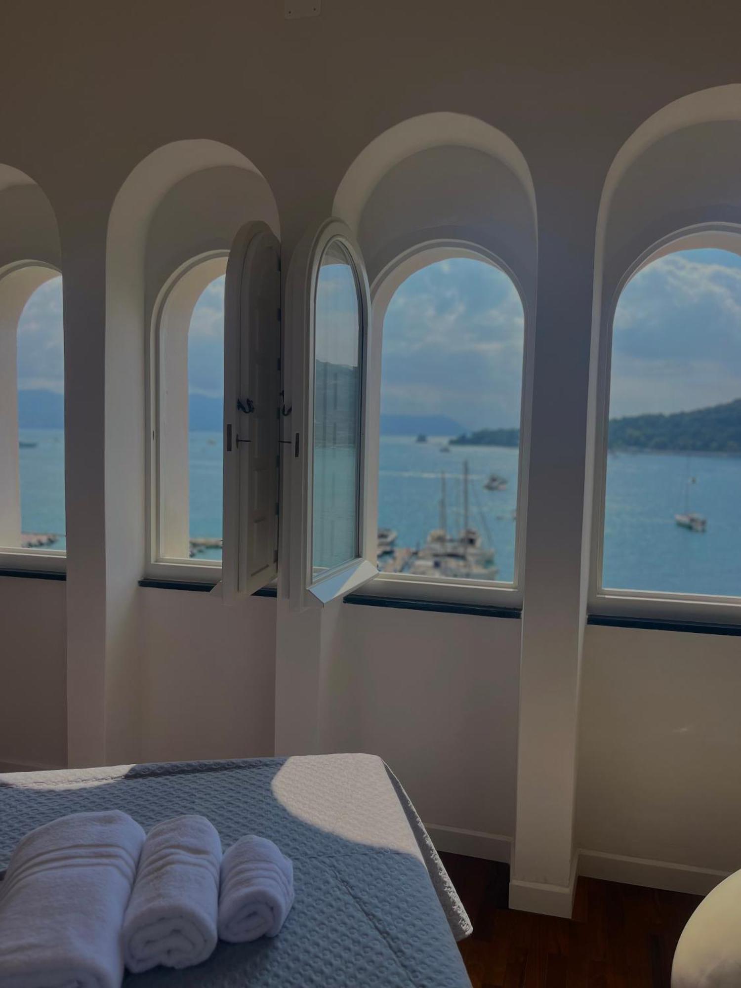Le Finestre Veneris Hotel Porto Venere Luaran gambar