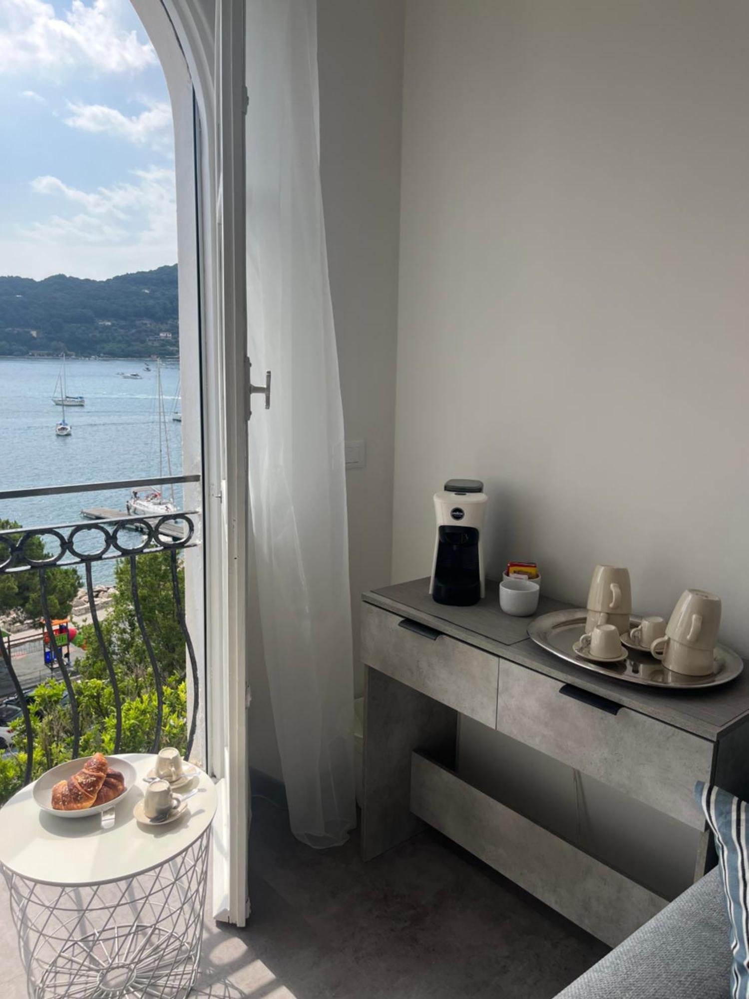 Le Finestre Veneris Hotel Porto Venere Luaran gambar