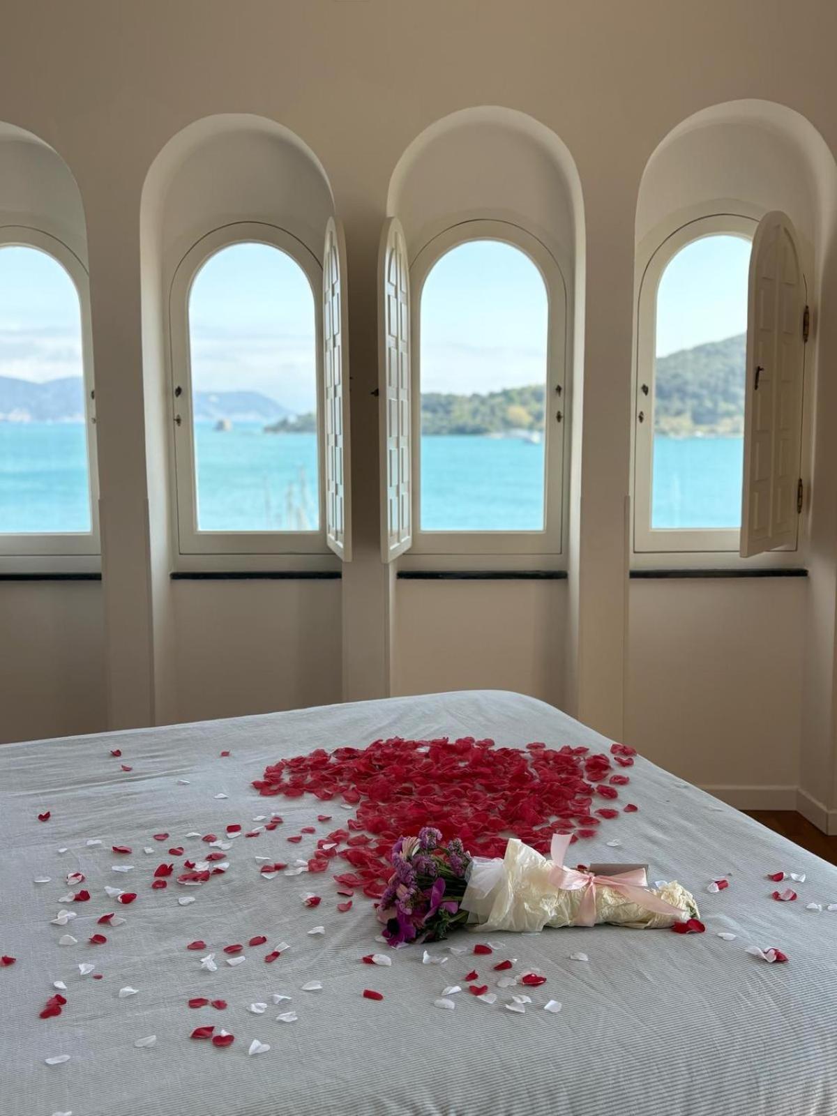 Le Finestre Veneris Hotel Porto Venere Luaran gambar